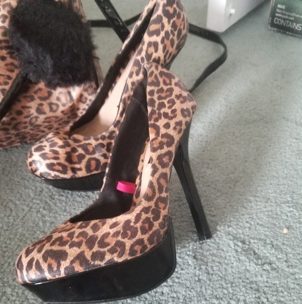 Shoe and matching handbag